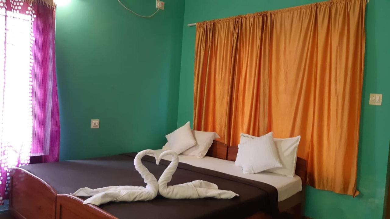 Seawin Beach Resort Varkala Luaran gambar