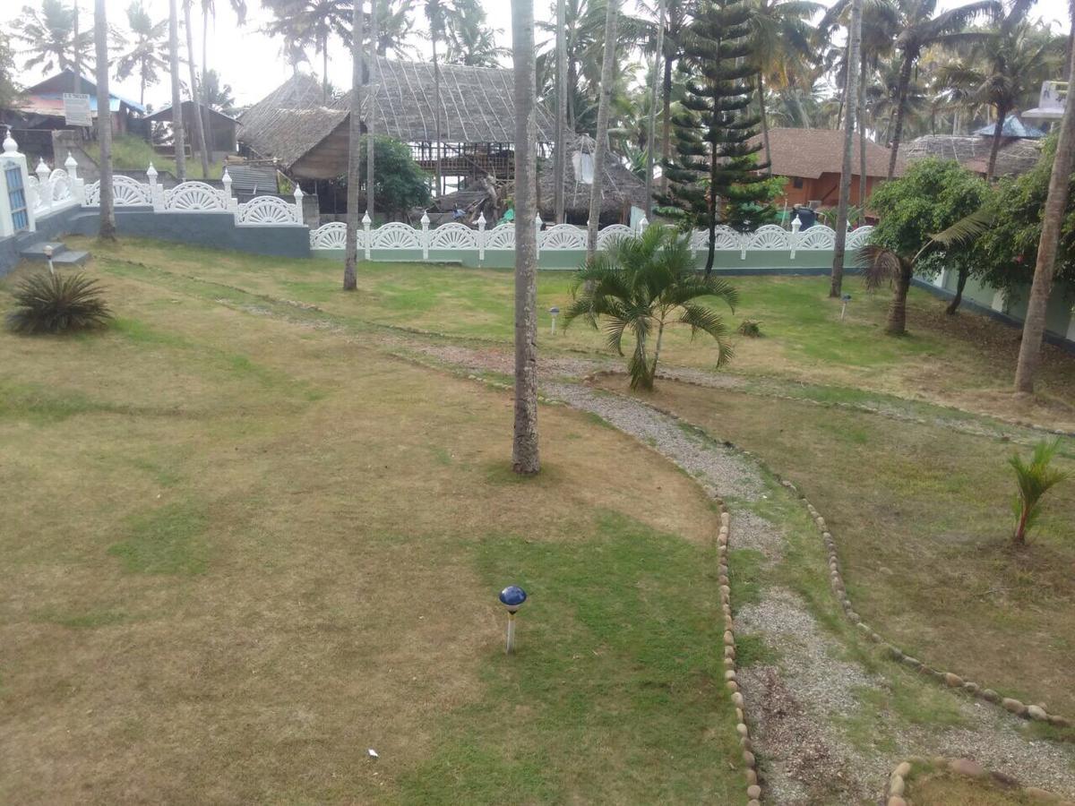 Seawin Beach Resort Varkala Luaran gambar